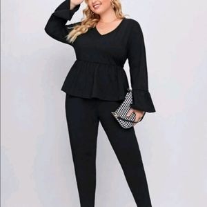 Plus size ruffle top and leggings set